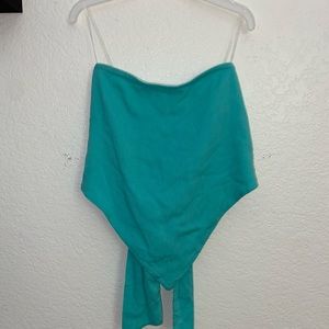 Audrey 3+1 bandana top